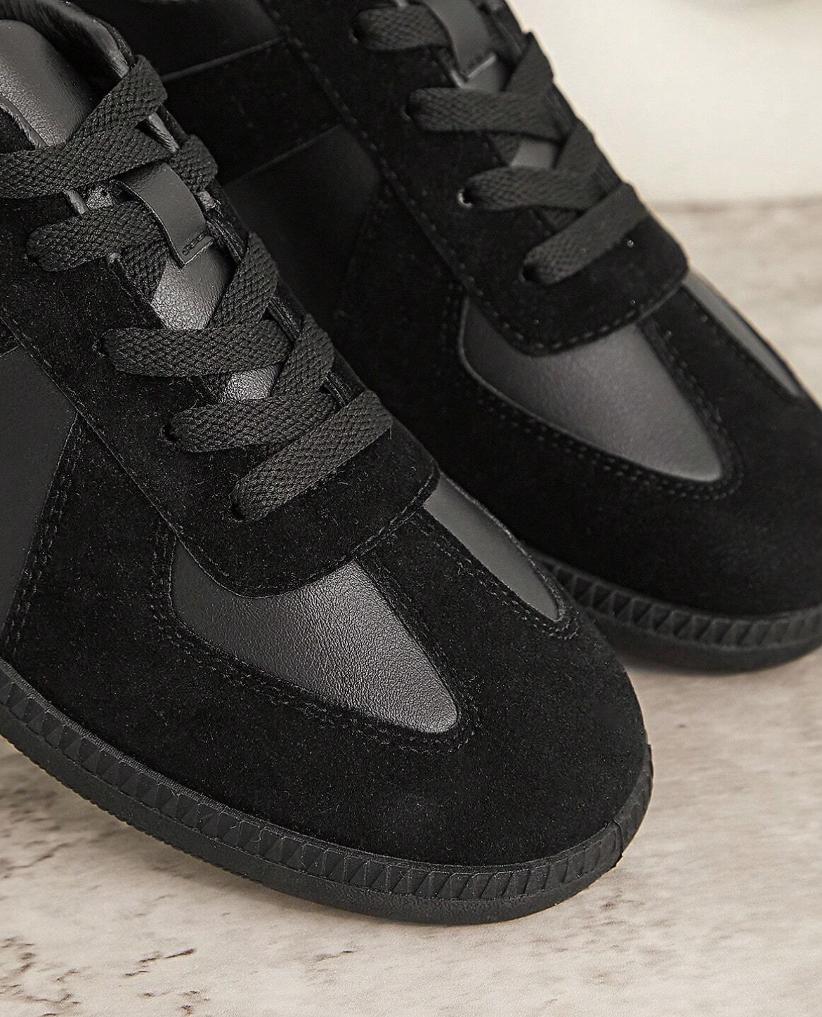 Schuh LUND aus Leder – Schwarz