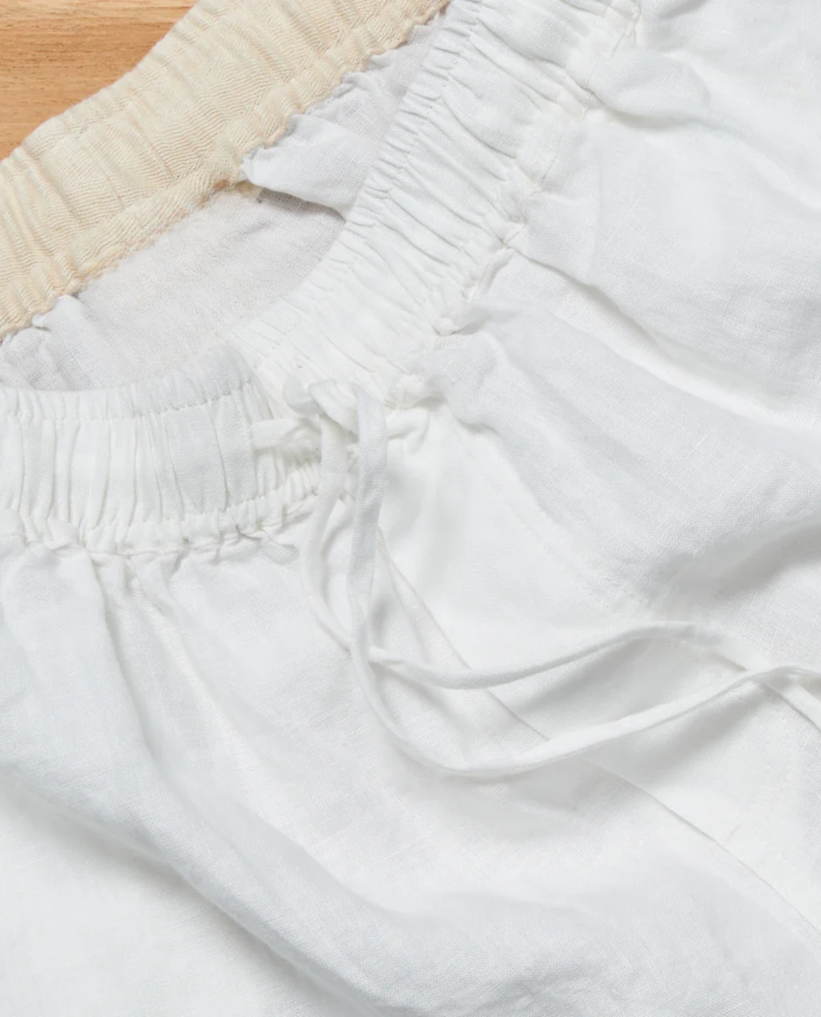 Shorts UINDRE aus Leinen – Weiß