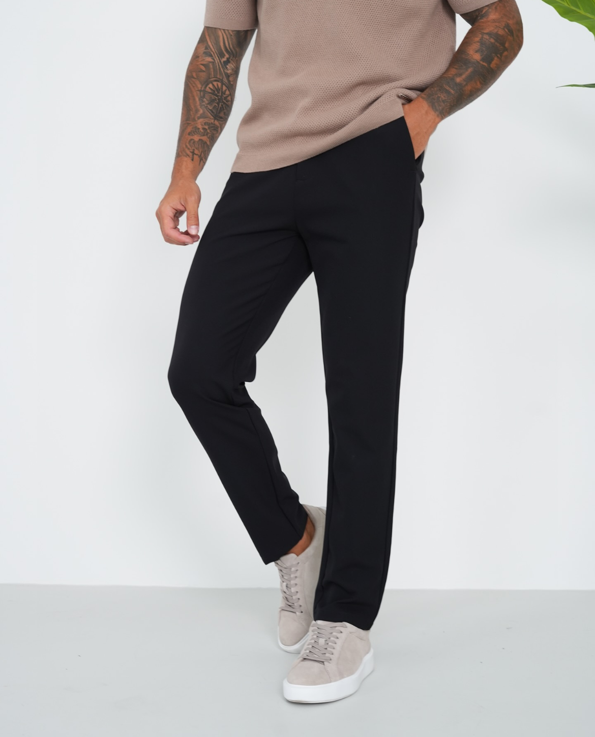 GEIR Hose aus technischem Stretchgewebe