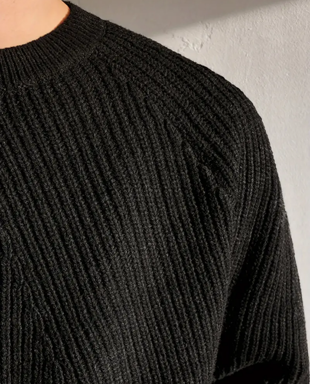 Skandinavischer Herrenpullover