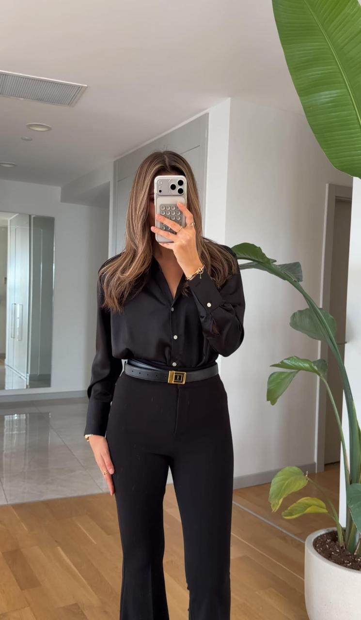 FTOR Bluse aus Satin - Schwarz