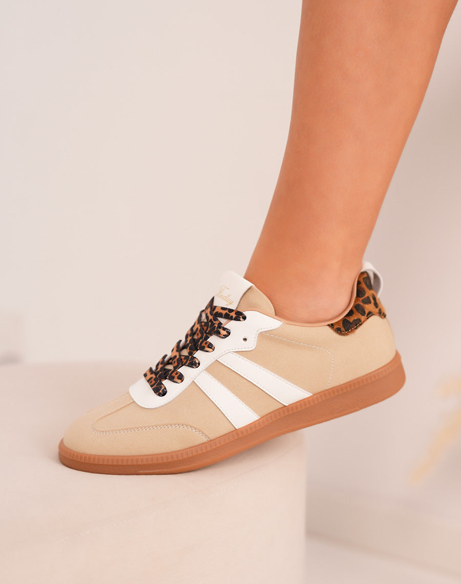 SNGMAR Sneaker aus Lederimitat