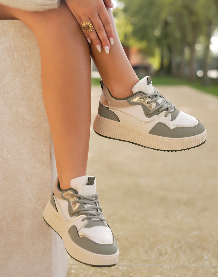 Sneaker LAHTI aus Wildlederimitat