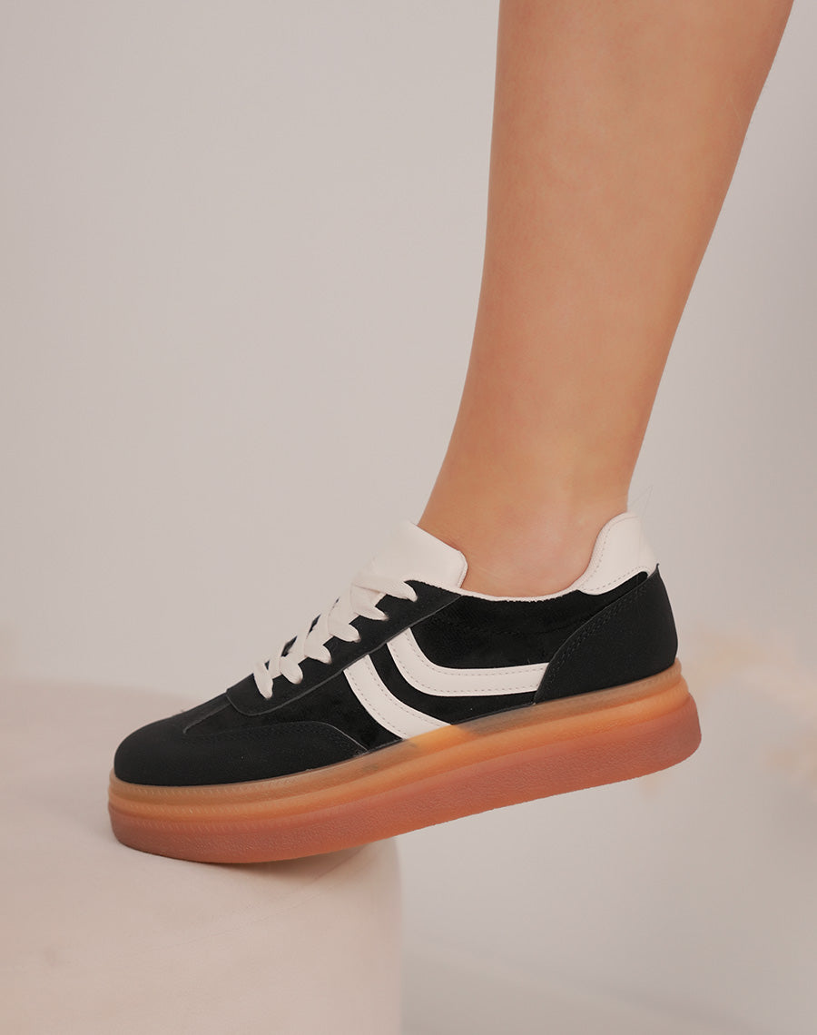 YJAL Sneaker aus Veloursimitat