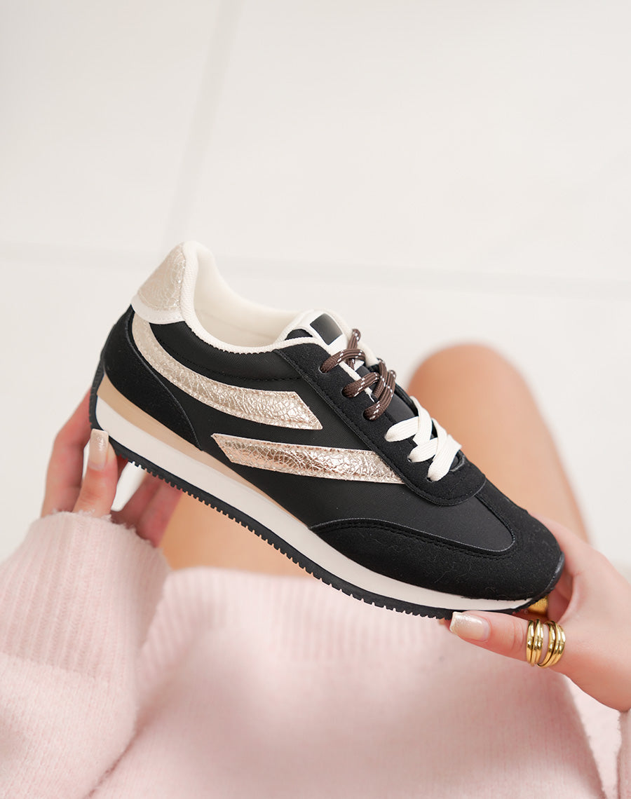 Sneaker PUNKT aus Textil