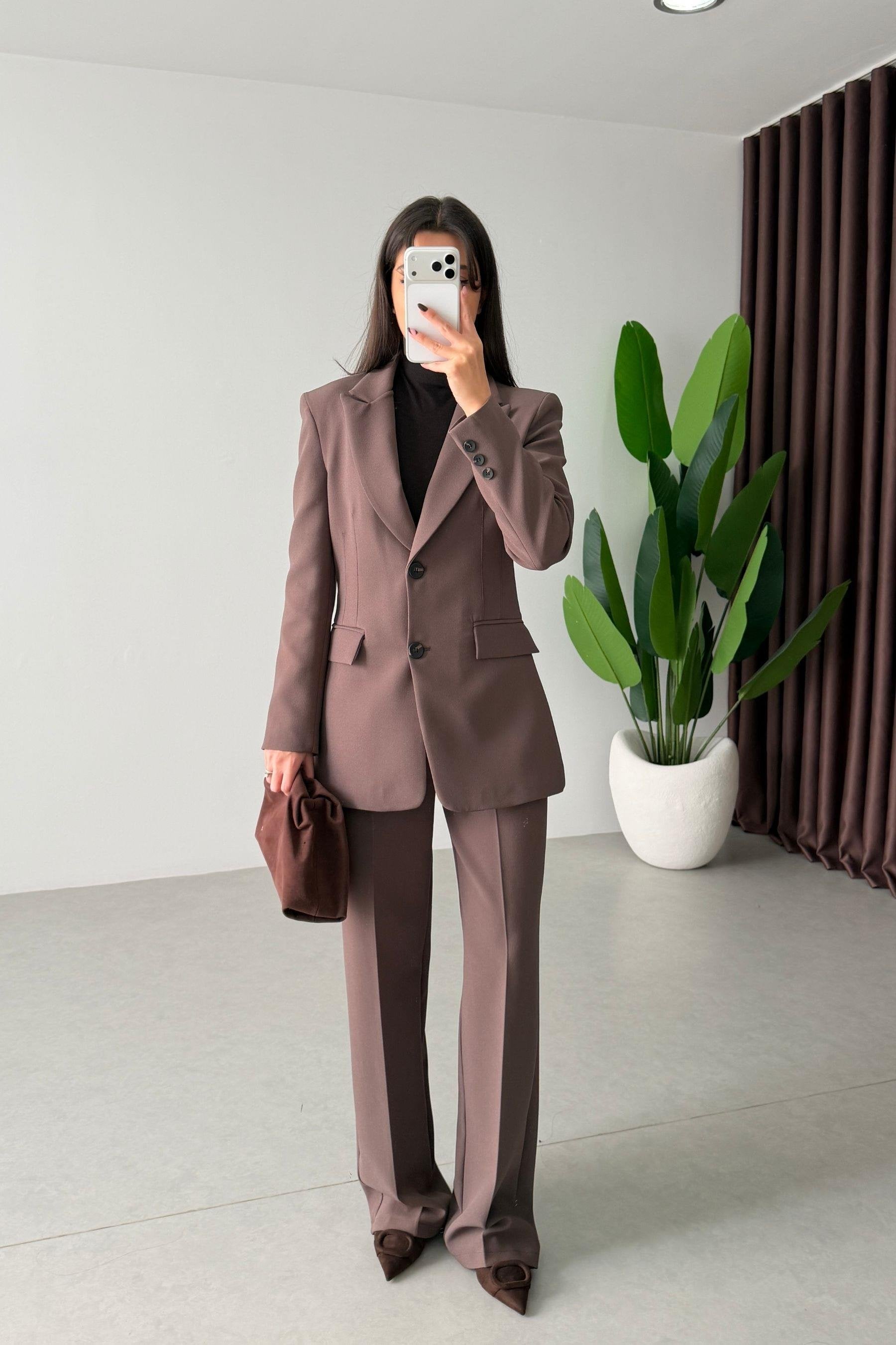 BNGVE Anzug-Set - Braun-Taupe