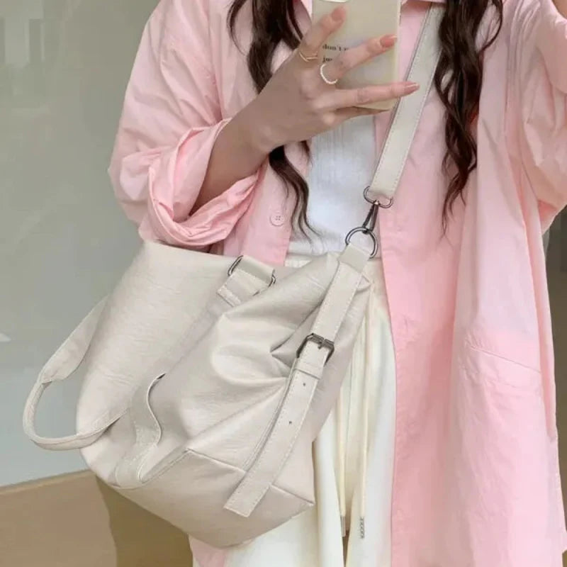 Grand sac à main bandoulière rétro de cours souple Louna