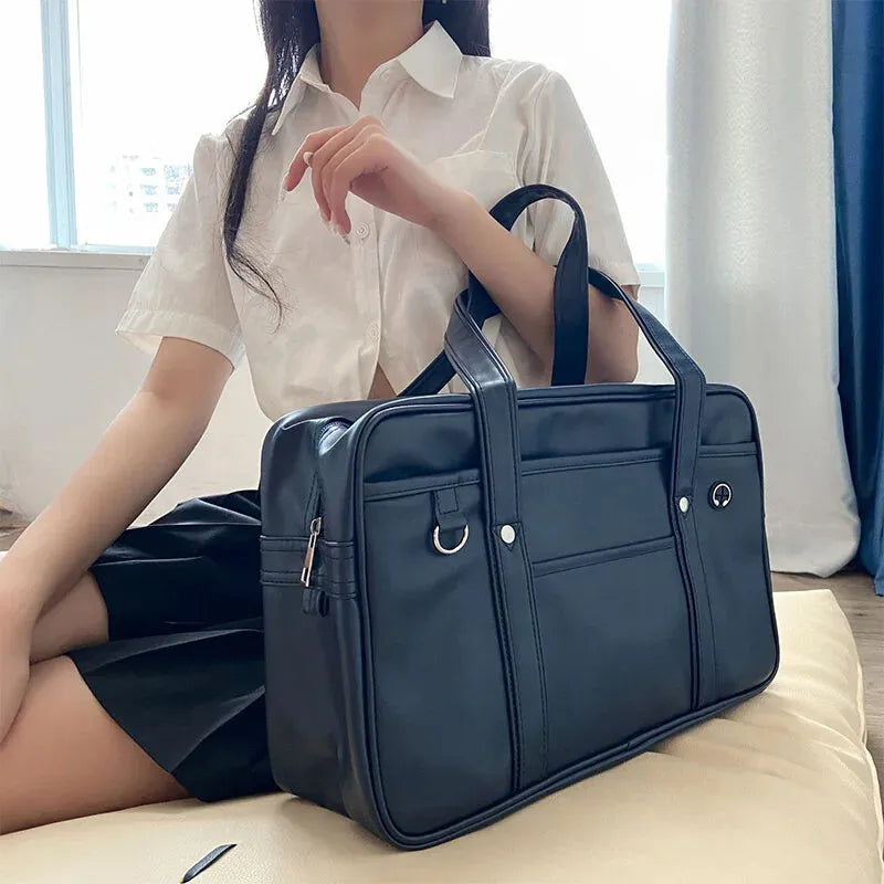 Grand sac à main de cours Clara